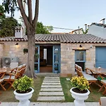 מלון Eflin Haus Historical Place & Monument