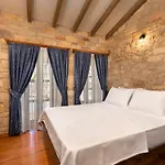 מלון Eflin Haus Historical Place & Monument 3*