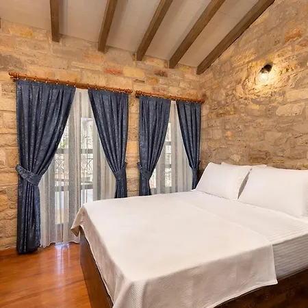 Szálloda Eflin Haus Historical Place & Monument 3*