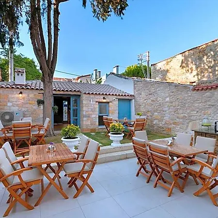 Ξενοδοχείο Eflin Haus Historical Place & Monument
