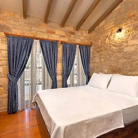 Eflin Haus Historical Place & Monument Ξενοδοχείο